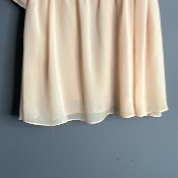 Lulu’s Pink Flowy Off Shoulder Top With Spaghetti Straps Size Medium - Picture 3 of 8